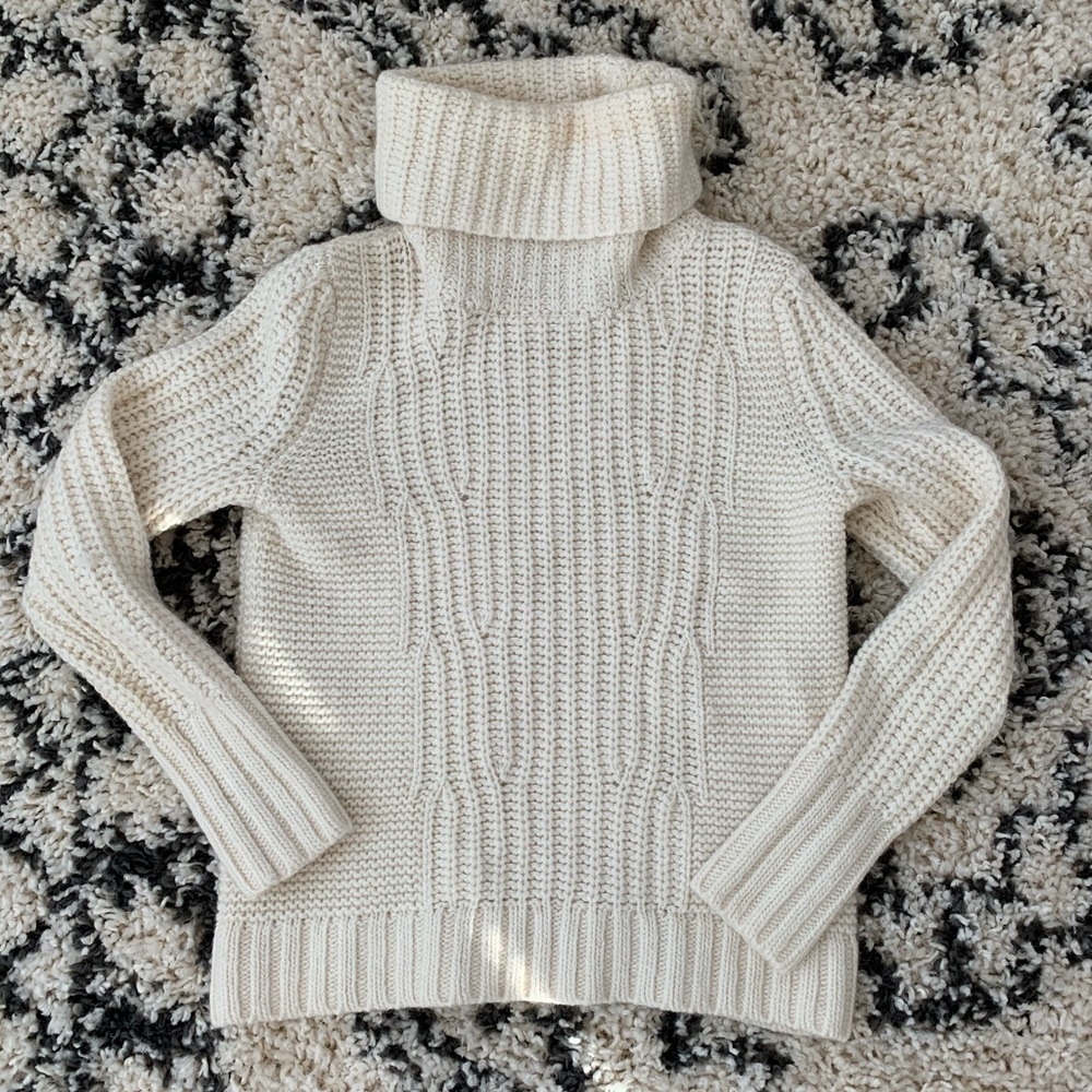 Banana Republic Merino Blend Chunky Sweater